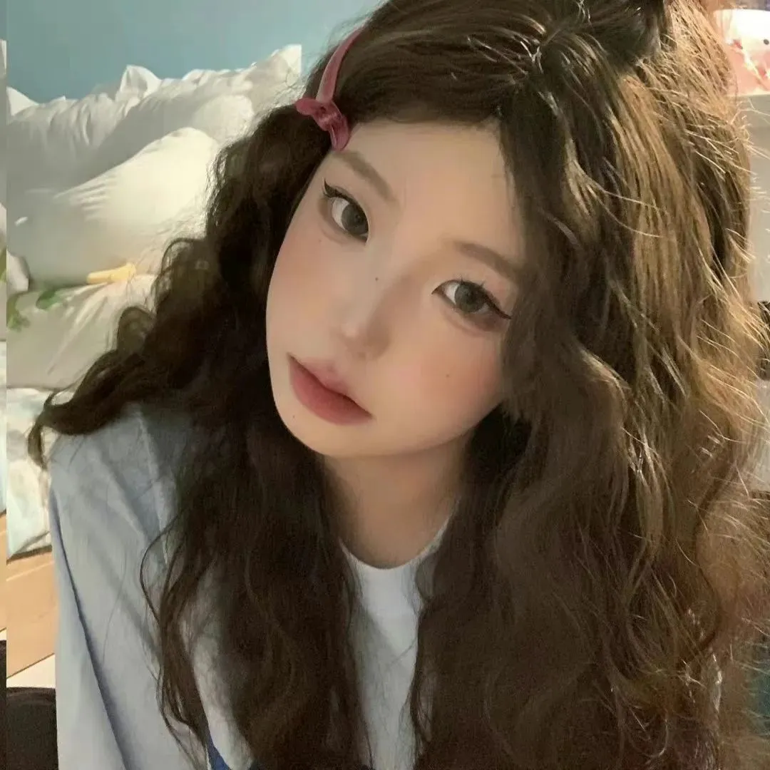 羽毛球教练